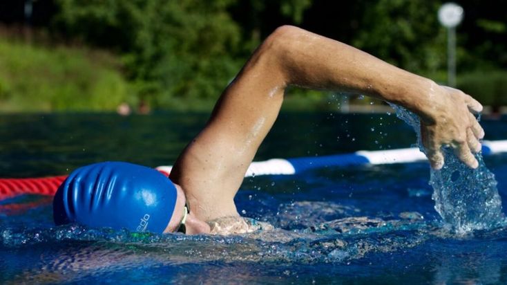 6 Common Mistakes to Avoid While Swimming for Beginners and Learn How Jaya Swimming Classes in Abu Dhabi Can Help!